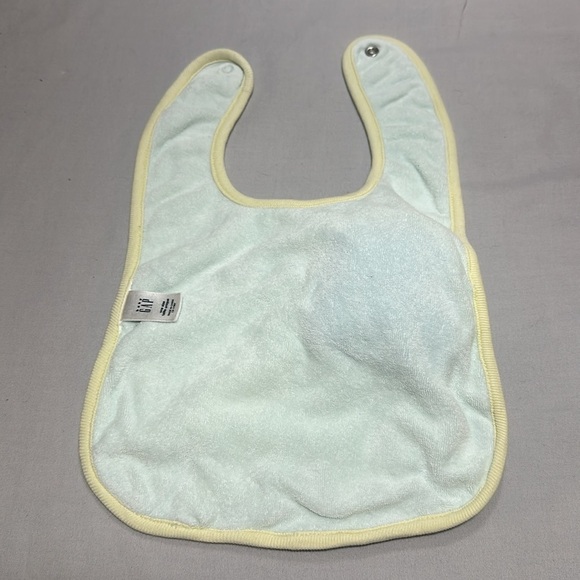 GAP - Terry cloth hippo bib - Picture 2 of 2
